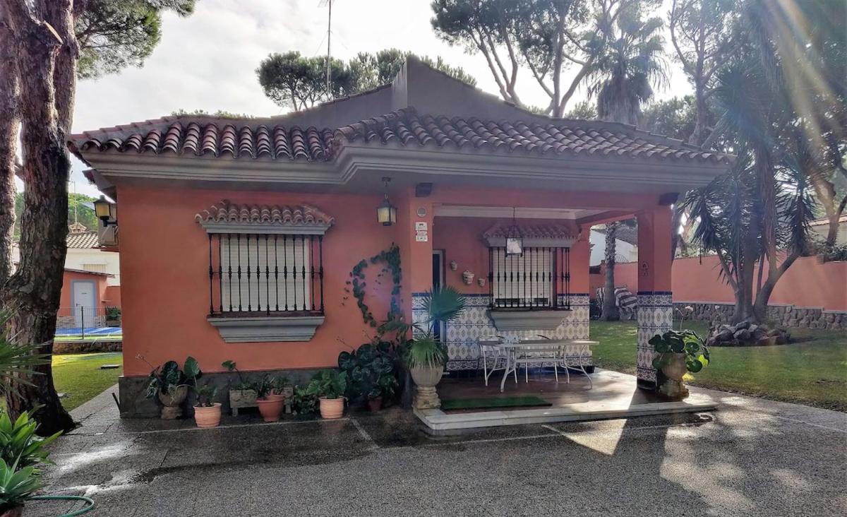 Chalet Los Pinos Con Piscina Privada Novo Sancti Petri Exterior photo