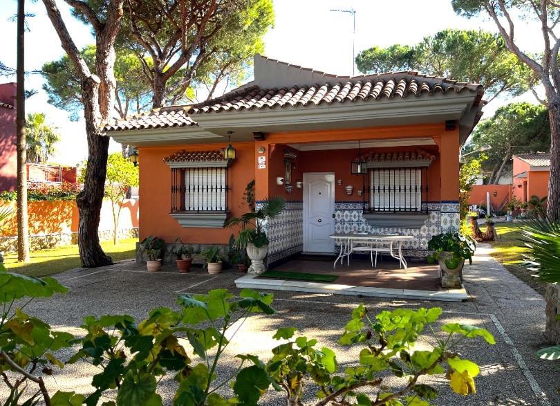 Chalet Los Pinos Con Piscina Privada Novo Sancti Petri Exterior photo